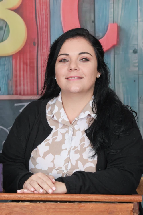 Ms L. Dos Santos